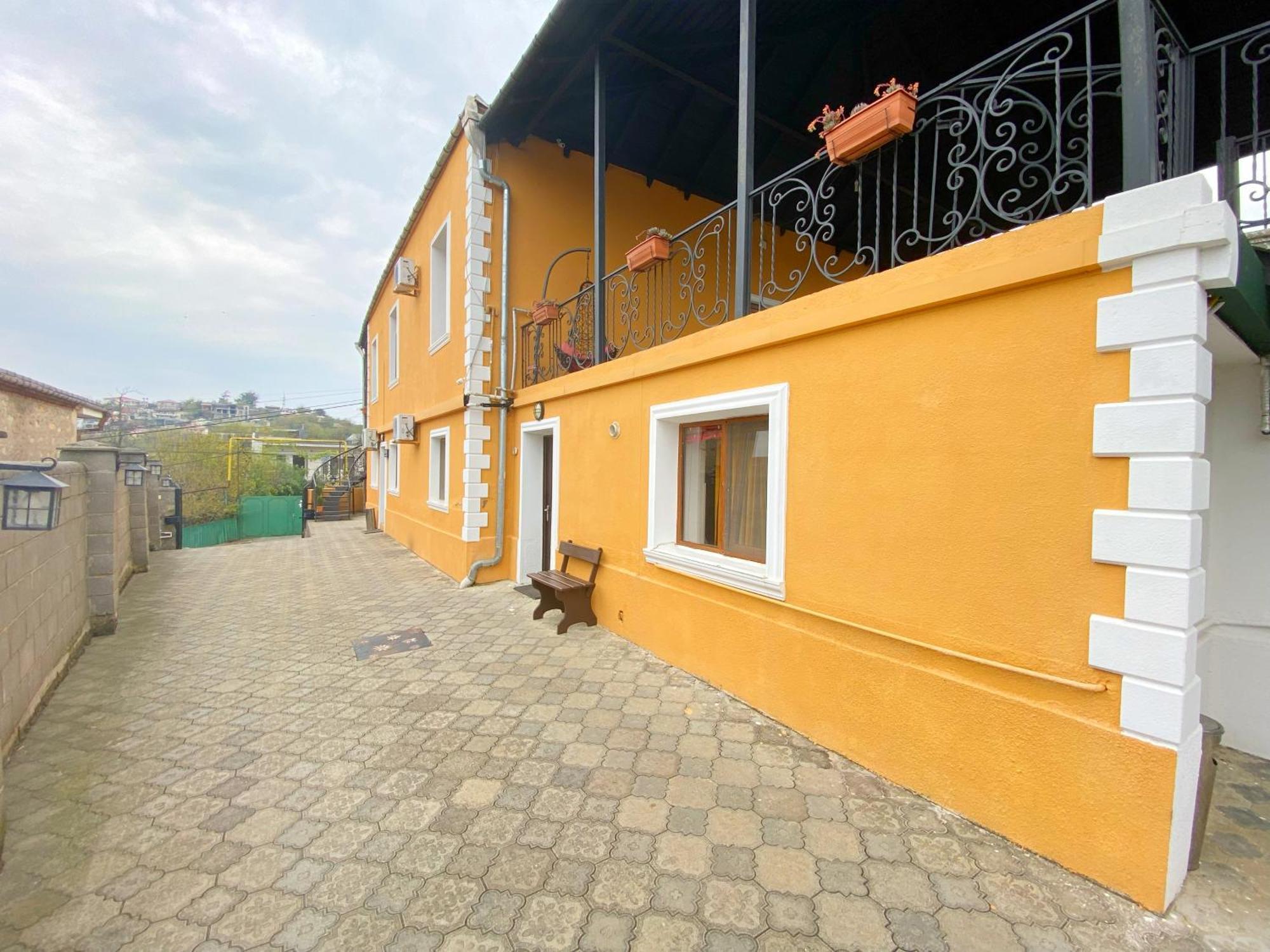 Hotel Orange Kutaisi Dış mekan fotoğraf